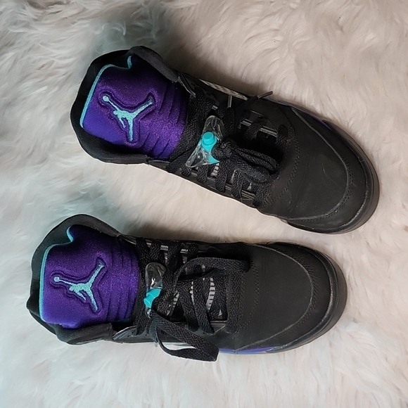 Air Jordan 5 Retro "Black Grape" - Picture 3 of 7